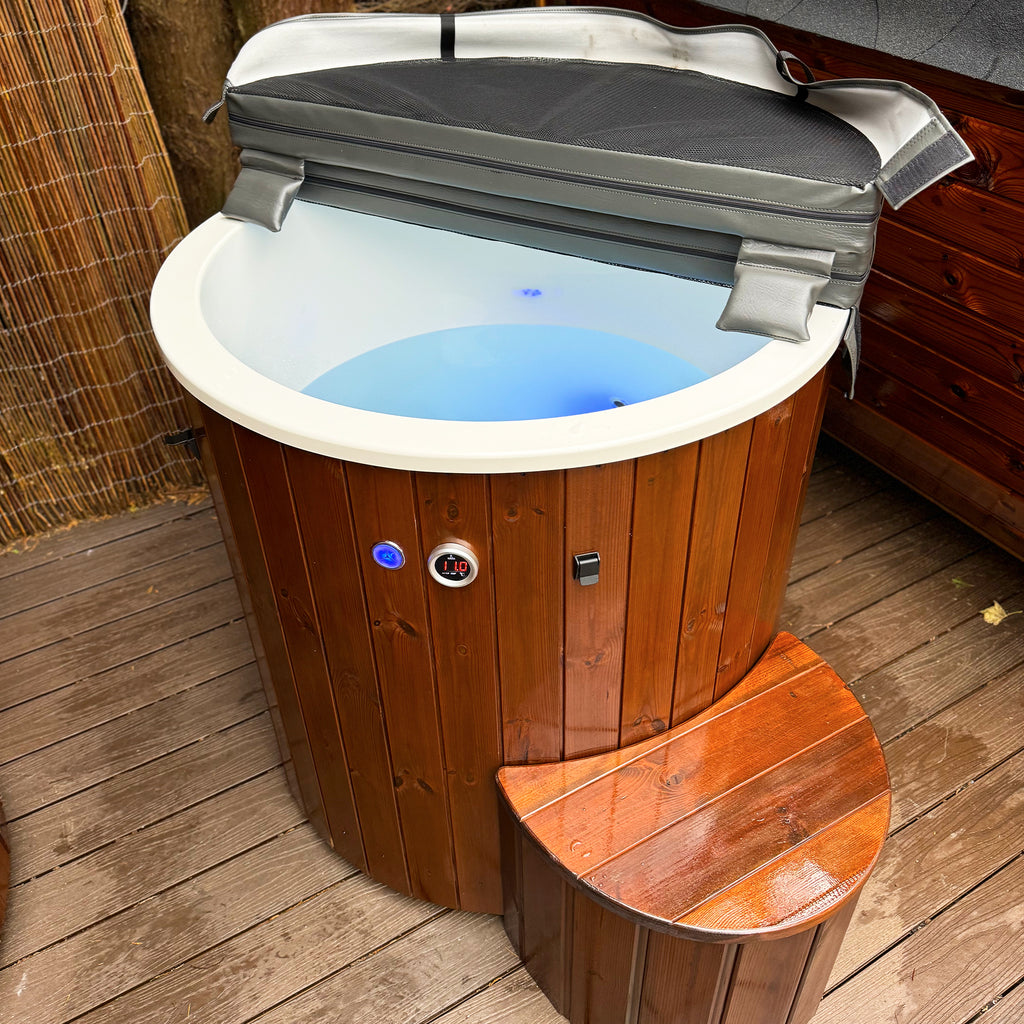 KeiCo Cold Plunge 2.0 Ice Bath with insulated Cover and colour changing LED Light